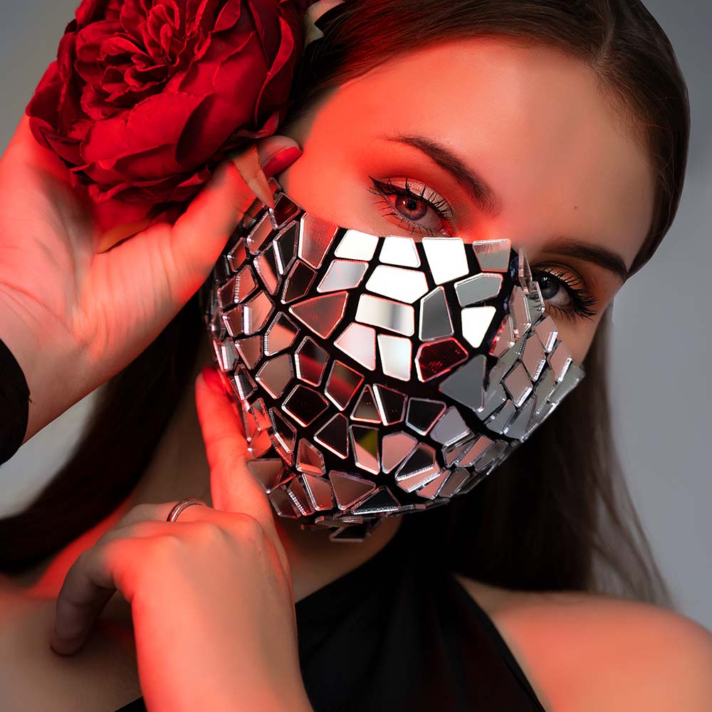 Silver Mirror Face Mask Low Poly Design by ETERESHOP _M108