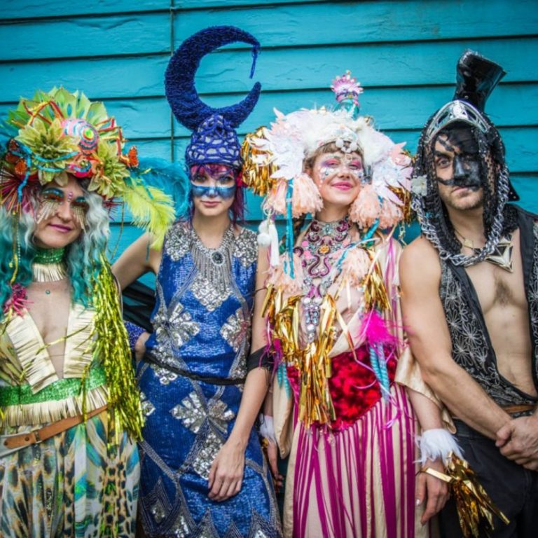 mardi gras outfit ideas for couples